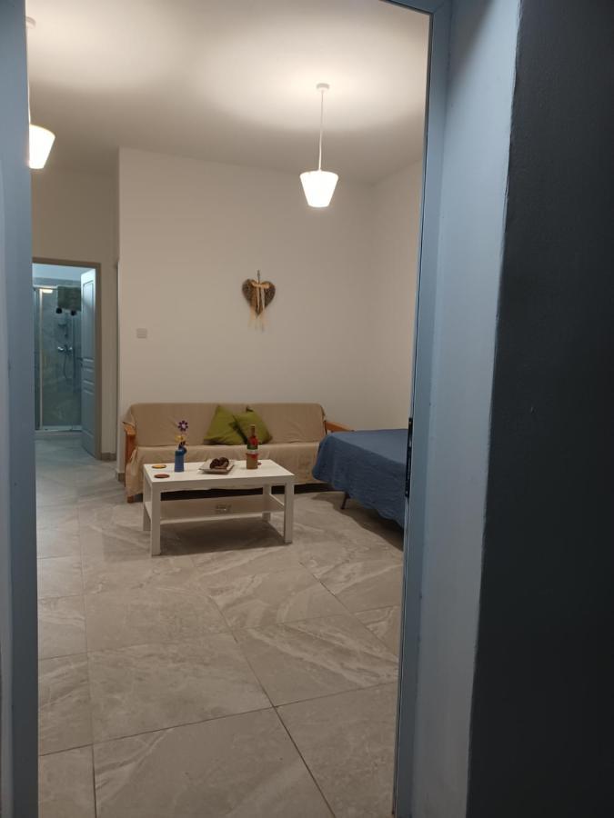 Andri' S Place Pafos Dış mekan fotoğraf